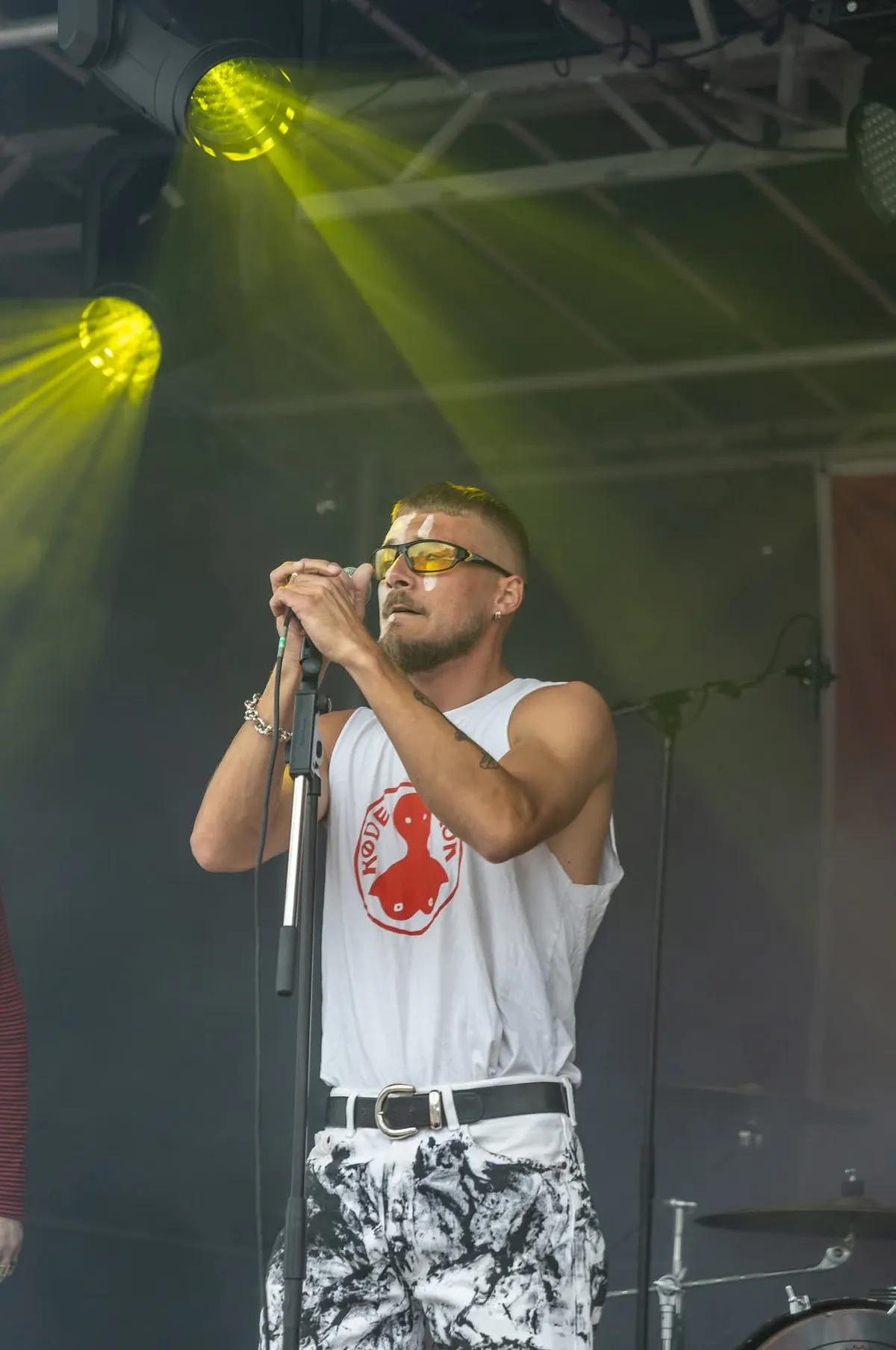 2MOD1 optræder på scenen til Rød Koncert 2025